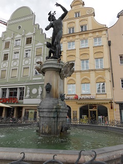 Foto vom Merkurbrunnen